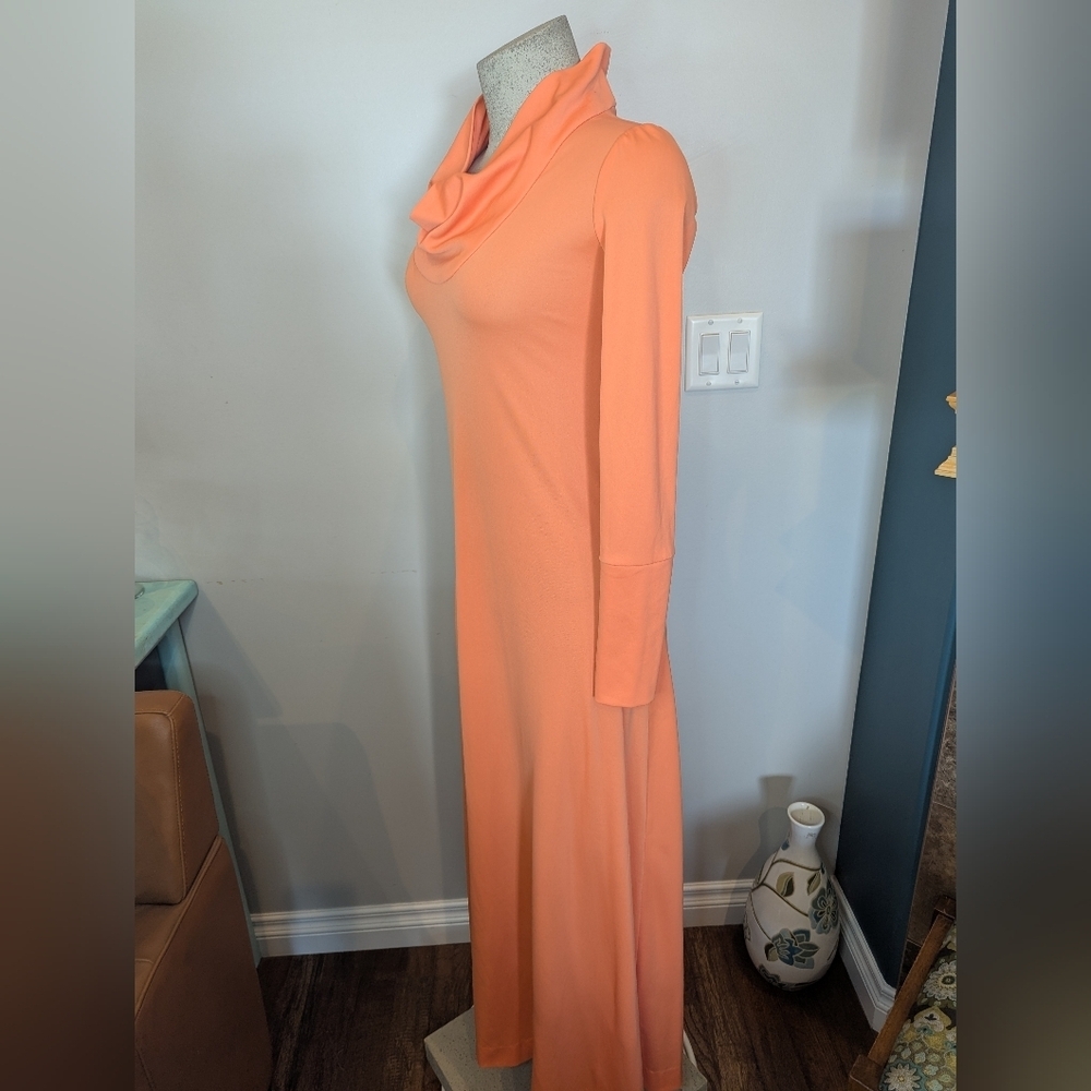 Vintage 1970s Coral Maxi Dress Bias Cut Cowl Neck Long Sleeve Retro Dress Size 6 - Picture 9 of 10